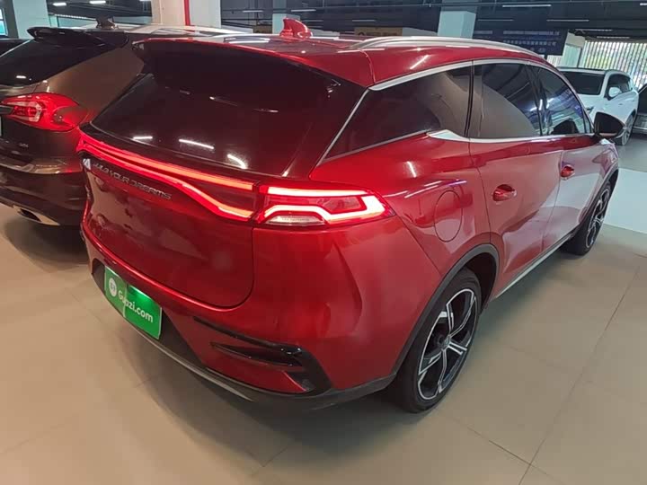 BYD Tang Hybrid/EV, 2023 — фото 7 из 9
