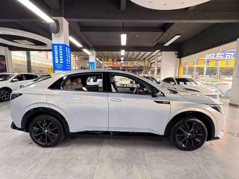 Honda e:NP2, 2025 — фото 5 из 12