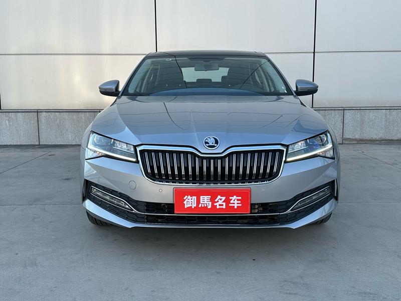 Skoda Superb, 2024 — фото 2 из 11