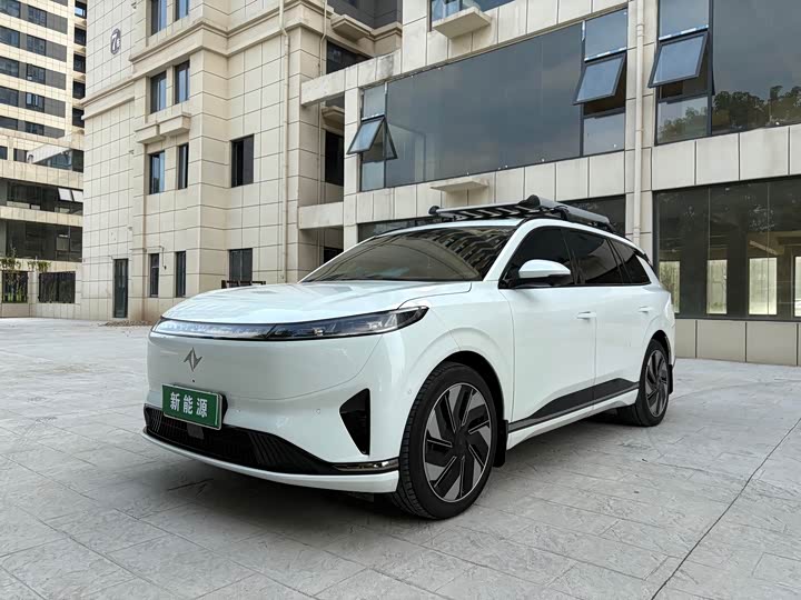 Dongfeng Yipai eπ 008, 2024 — купить в Йошкар-Оле под ключ