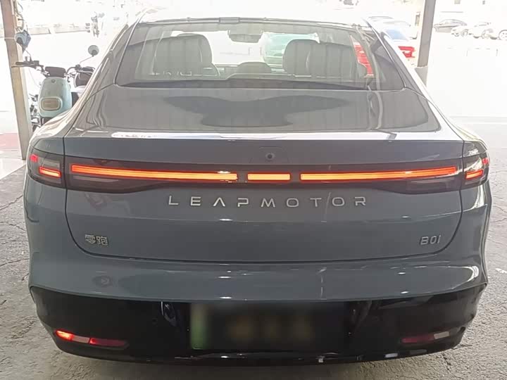Leapmotor B01, 2025 — фото 6 из 9