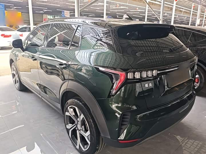 Lynk & Co 06 EM-P Hybrid, 2023 — фото 5 из 9