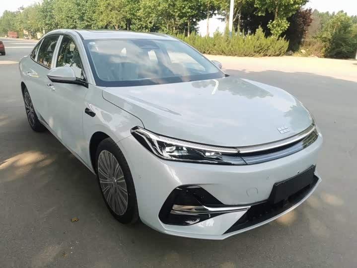 Geely Galaxy A7, 2026 — фото 4 из 9