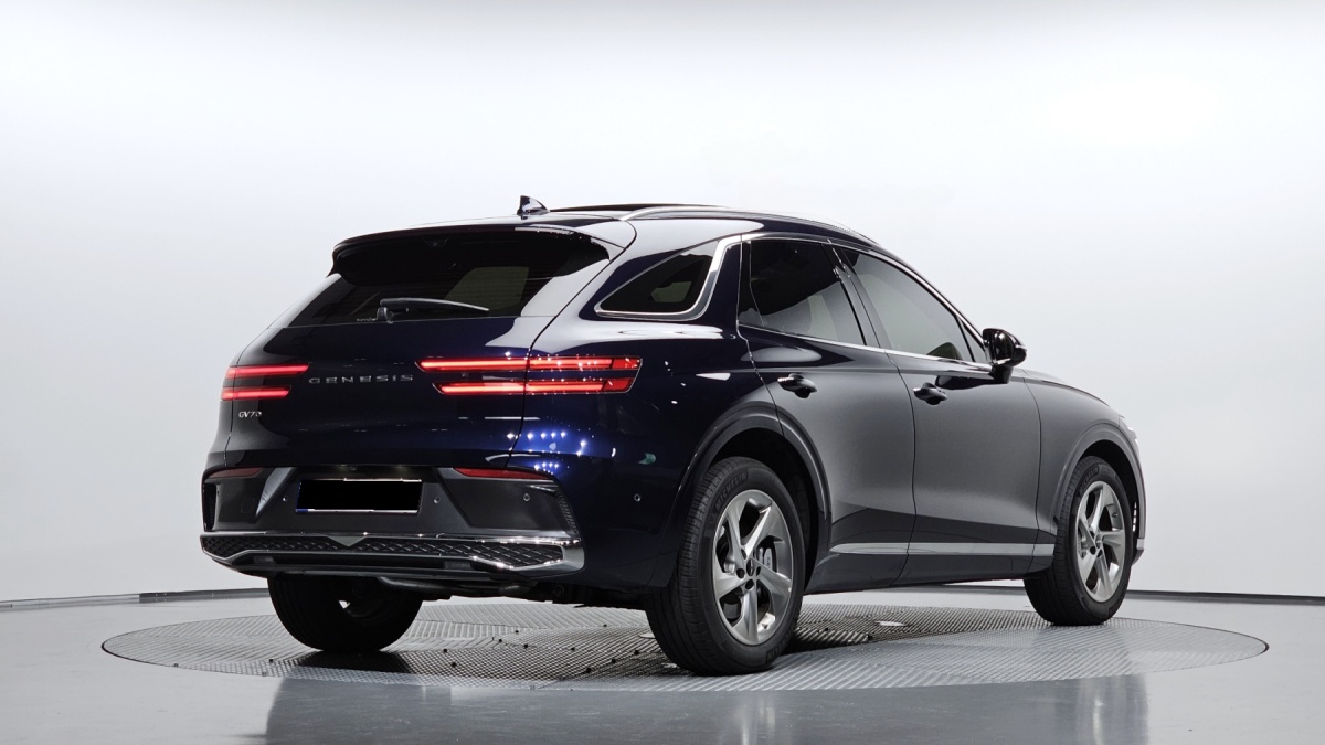 Genesis GV70, 2024 — фото 2 из 12