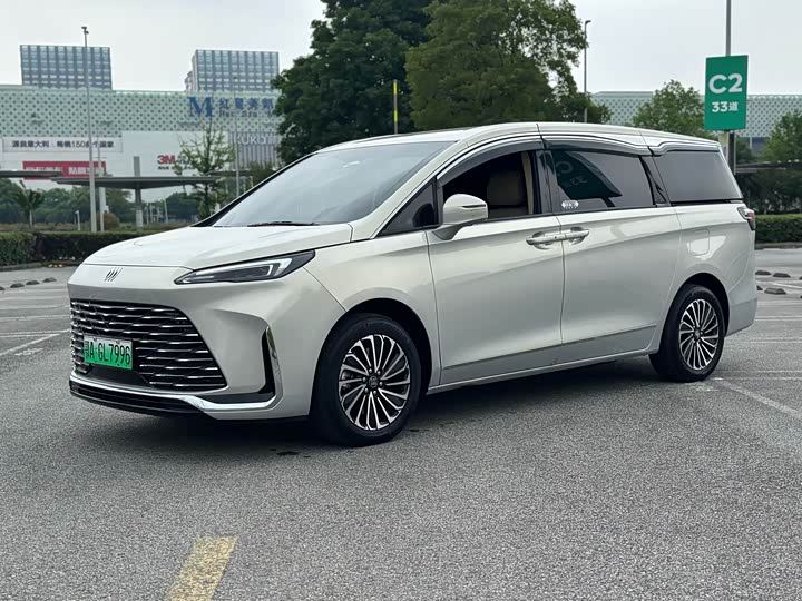 Buick GL8 Hybrid, 2025 — купить в Чебоксарах под ключ