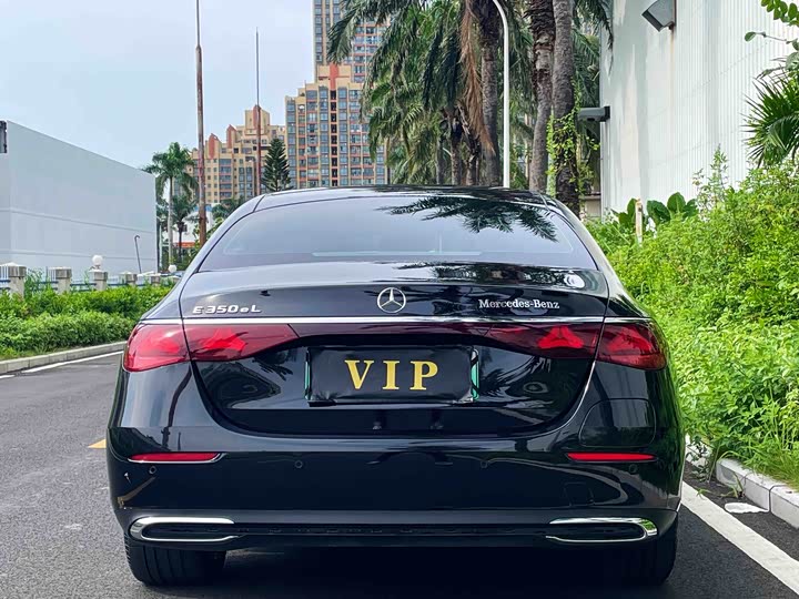 Mercedes-Benz E-Class Hybrid, 2024 — фото 8 из 9