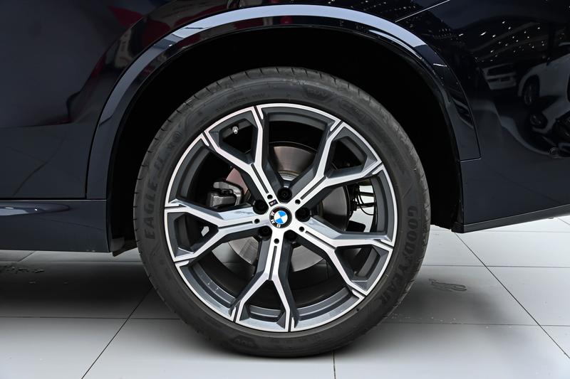 BMW X5, 2025 — фото 11 из 12