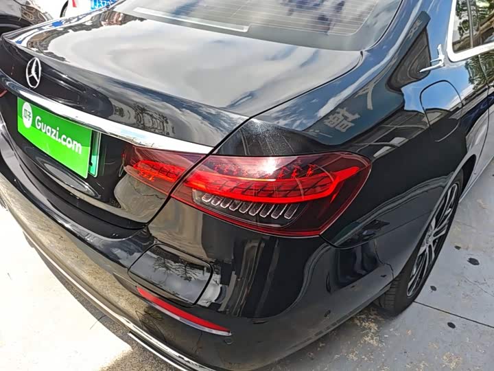 Mercedes-Benz E-Class Hybrid, 2022 — фото 8 из 9