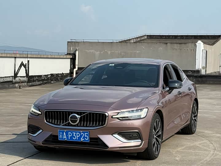 Volvo S60, 2022 — купить в Чебоксарах под ключ