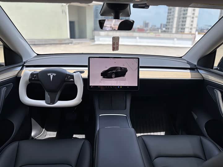 Tesla Model Y, 2023 — фото 5 из 9