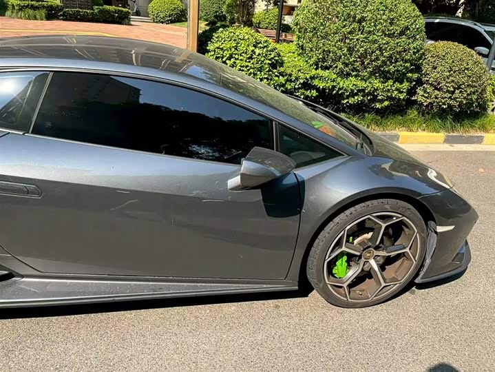Lamborghini Huracán, 2023 — фото 2 из 9
