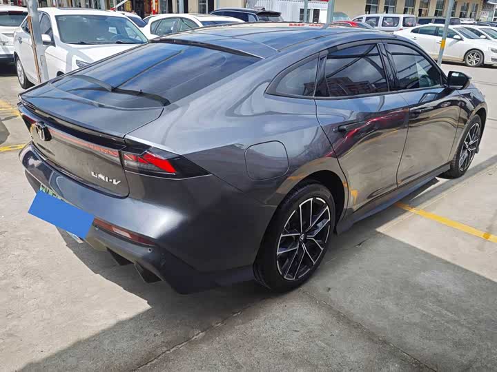 Changan UNI-V Hybrid, 2025 — фото 4 из 9