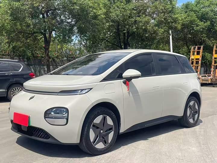 Baojun Yunduo, 2023 — купить в Казани под ключ