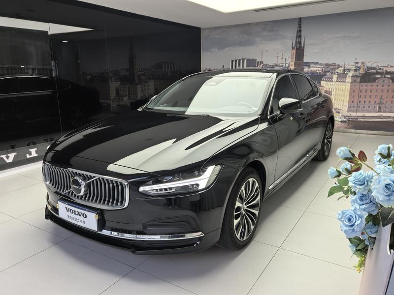 Volvo S90, 2025 — купить в Перми под ключ