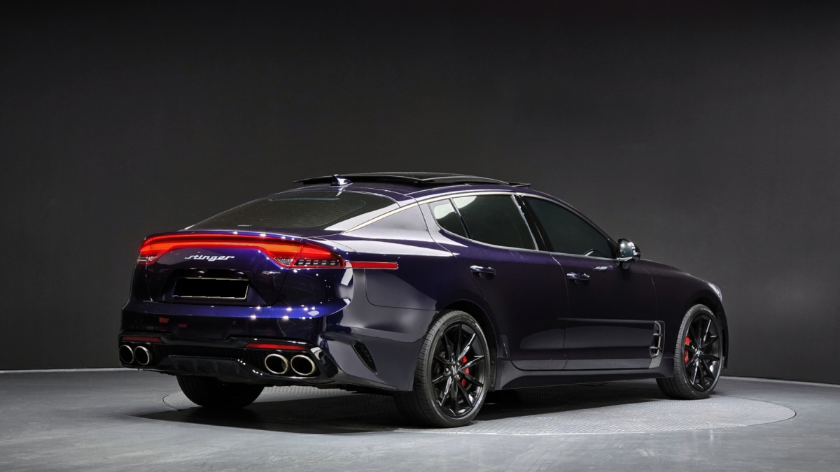 Kia Stinger, 2022 — фото 2 из 12