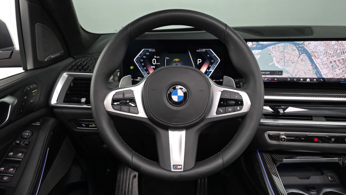 BMW X7, 2025 — фото 12 из 12