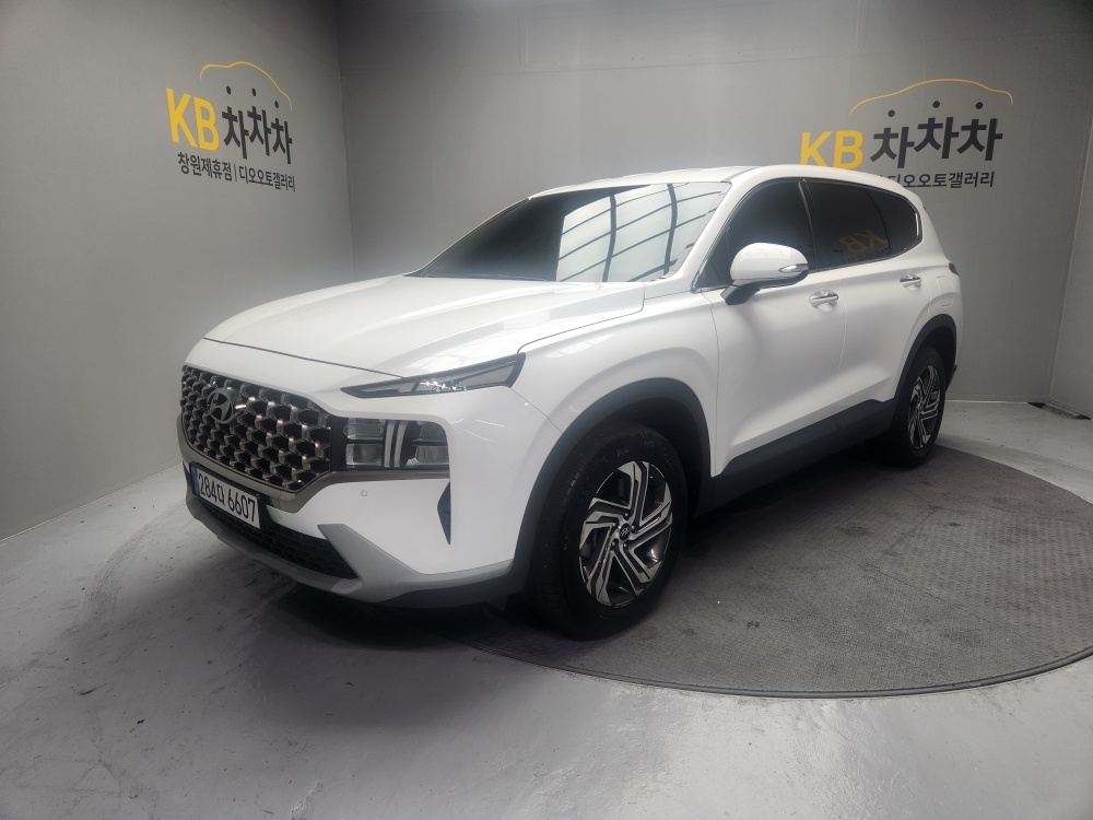 Hyundai Santa Fe, 2022 — купить в Саратове под ключ