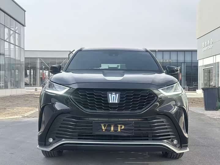 Toyota Crown Kluger, 2023 — фото 3 из 9