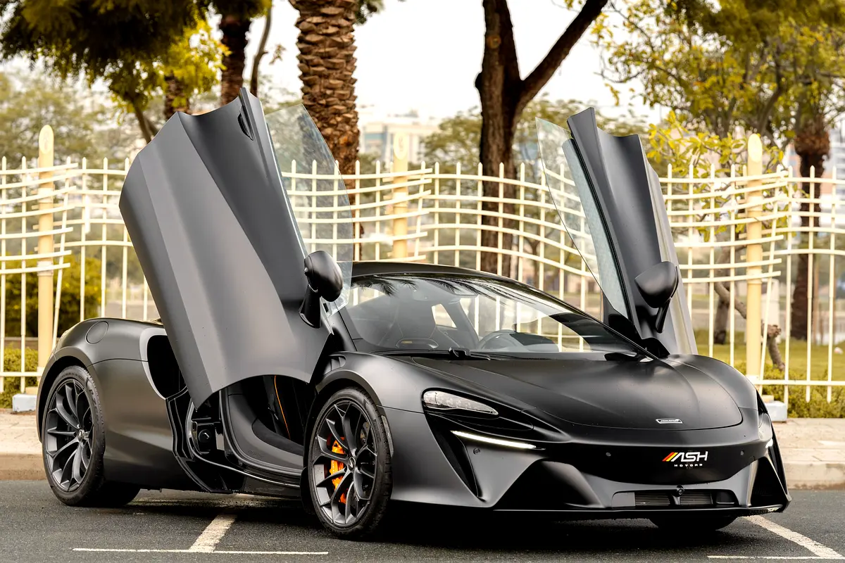 McLaren Artura, 2024