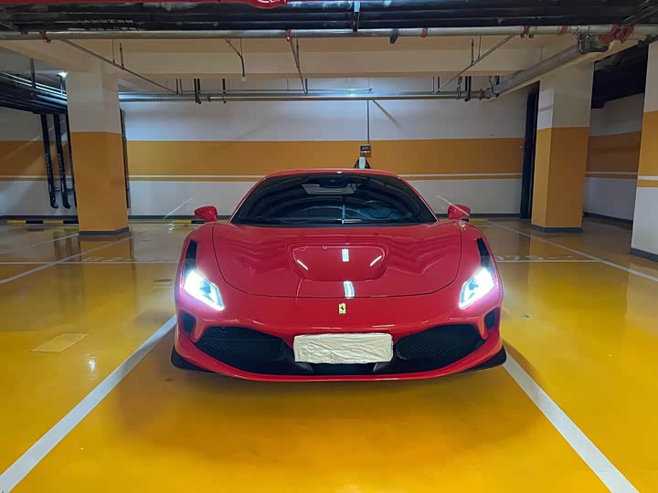Ferrari F8, 2023 — фото 2 из 9