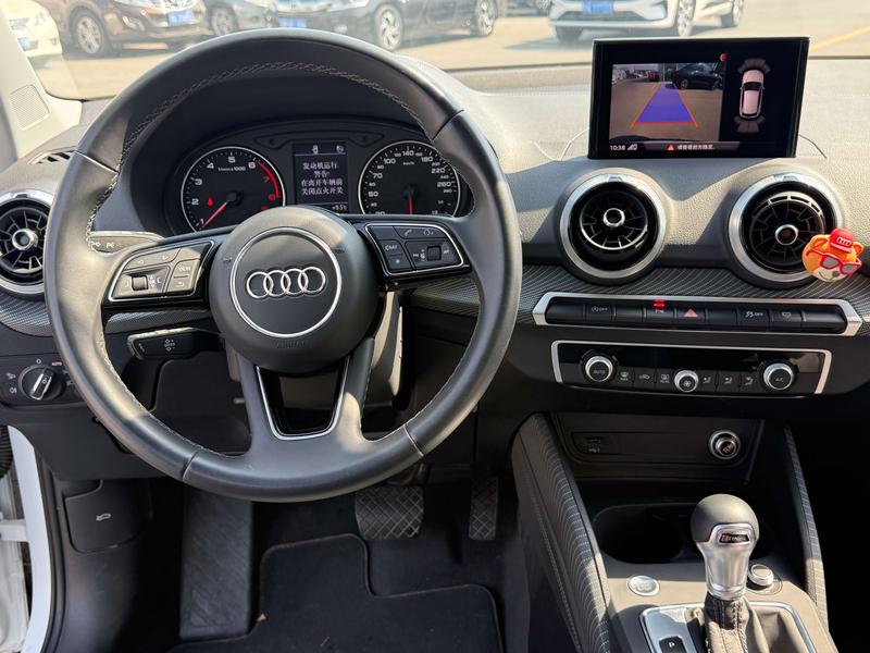 Audi Q2L, 2023 — фото 8 из 11