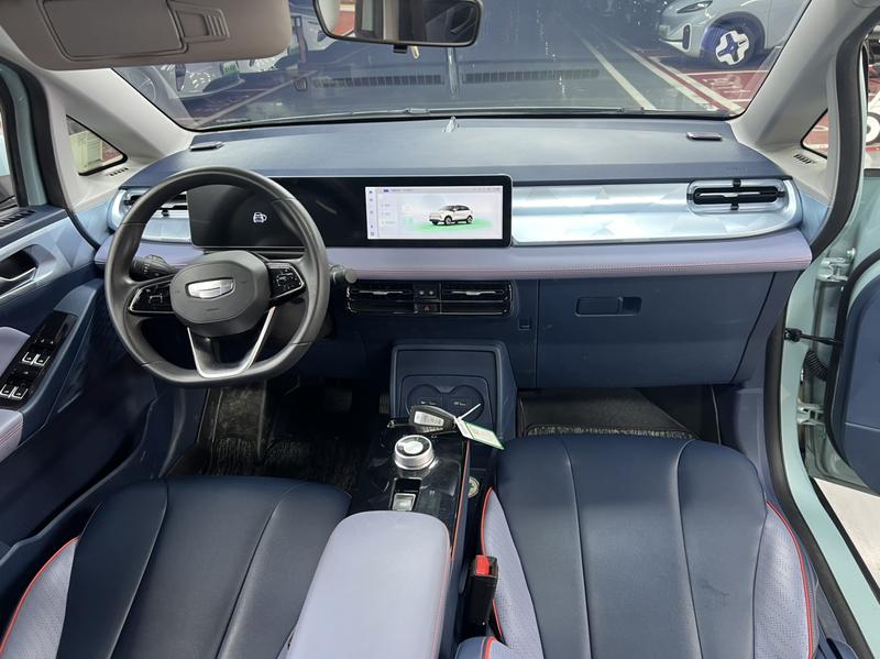Geely Geometry E Firefly, 2023 — фото 7 из 11