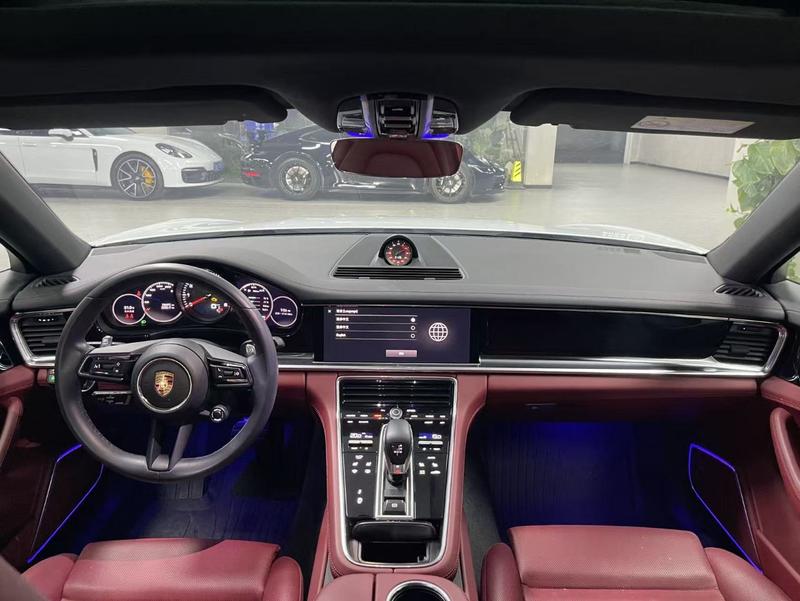 Porsche Panamera, 2022 — фото 7 из 9