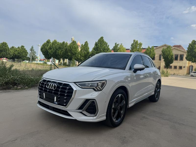 Audi Q3, 2022 — купить в Оренбурге под ключ