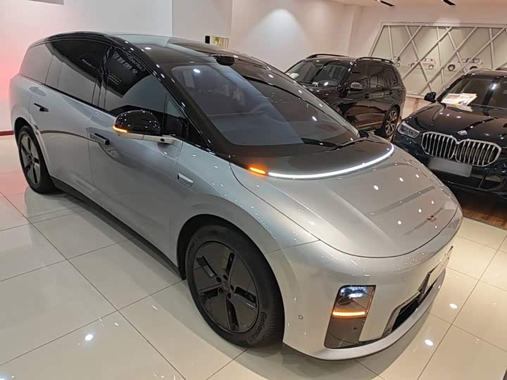 LiXiang i8, 2025 — фото 4 из 9
