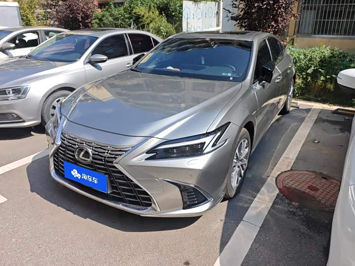 Lexus ES, 2024 — купить в Ярославле под ключ