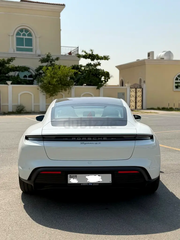 Porsche Taycan, 2025 — фото 2 из 10