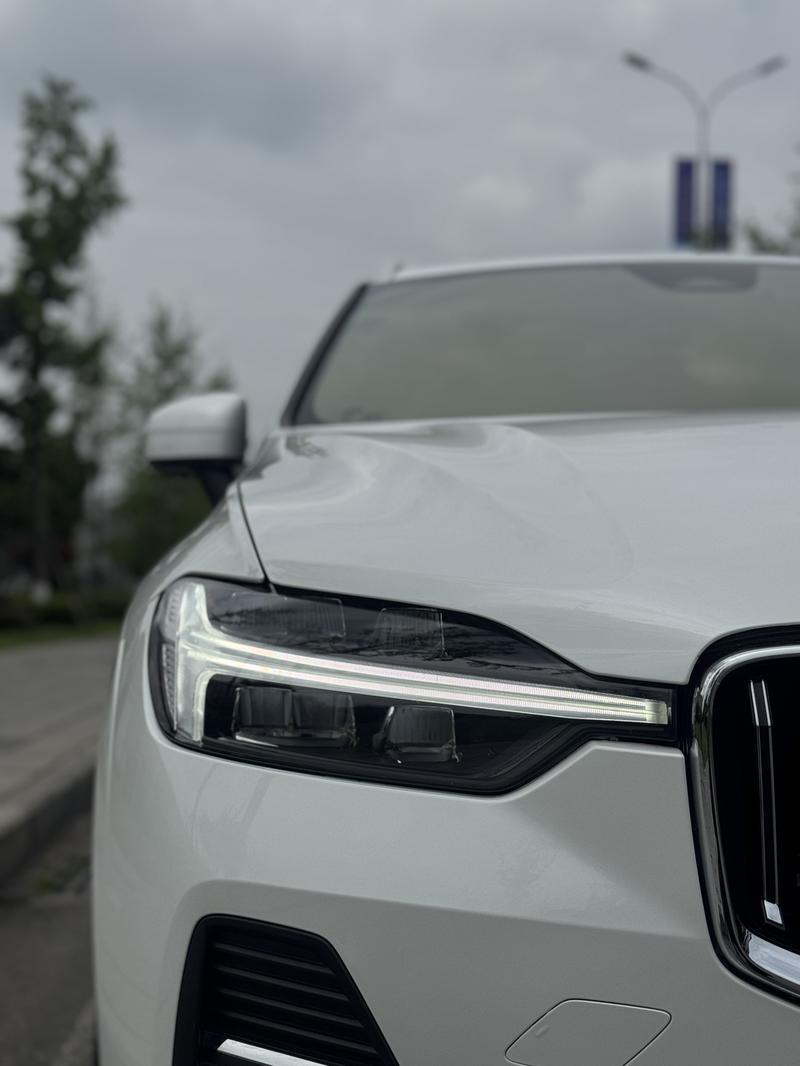 Volvo XC60, 2021 — фото 5 из 10