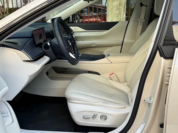 Buick Electra L7, 2025 — фото 6 из 9