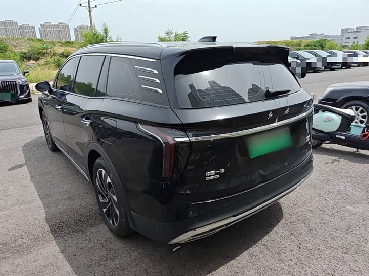 Hongqi HS7 Hybrid, 2024 — фото 5 из 9
