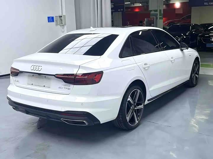 Audi A4L, 2023 — фото 6 из 9