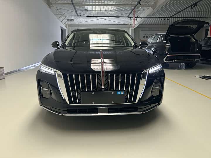Hongqi H5 Hybrid, 2025 — фото 2 из 9