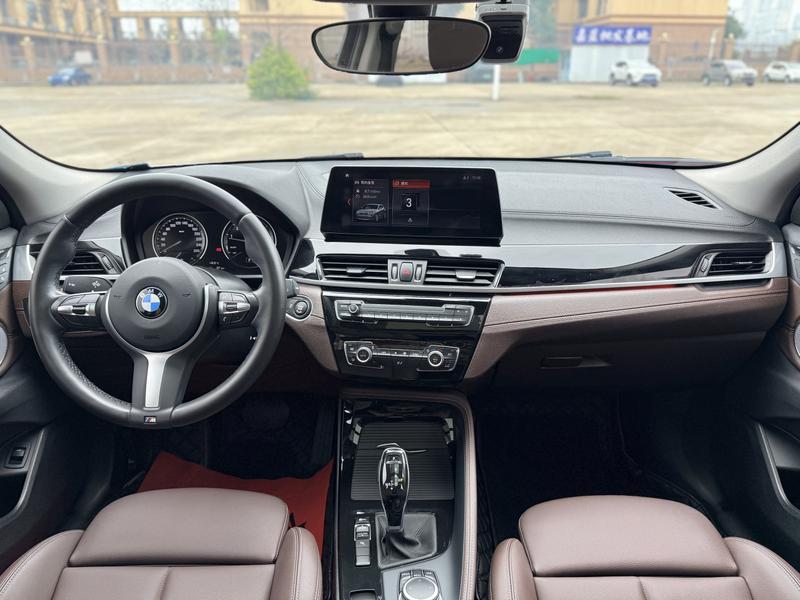 BMW X2, 2022 — фото 8 из 12