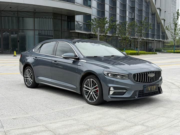 Geely Preface, 2022 — фото 3 из 9