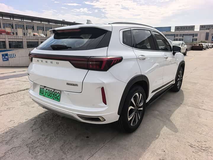 Exeed LX C-DM Hybrid, 2022 — фото 4 из 9
