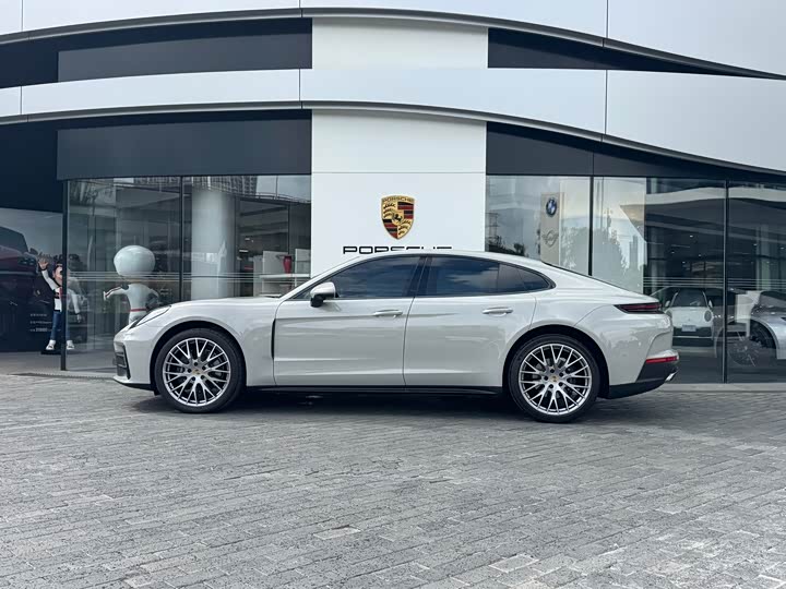 Porsche Panamera, 2024 — фото 4 из 9