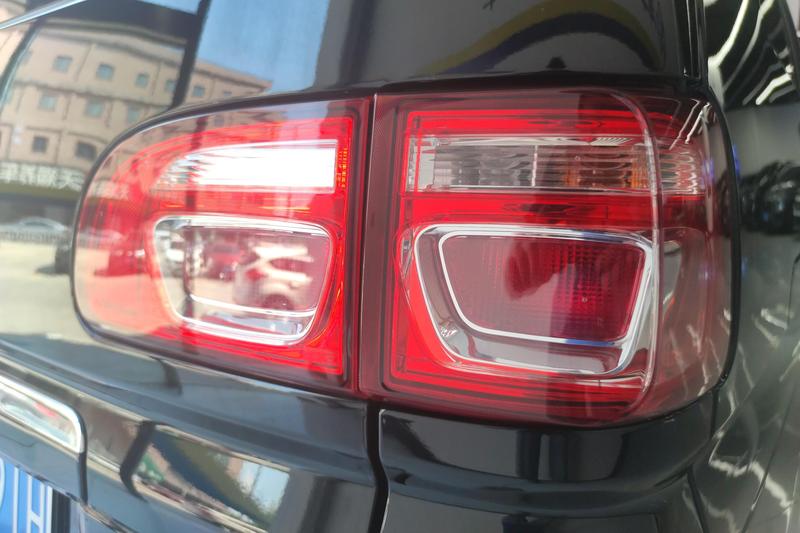 Dongfeng Forthing Lingzhi M5, 2023 — фото 5 из 12