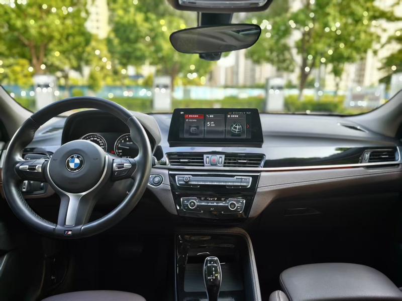 BMW X2, 2022 — фото 7 из 10