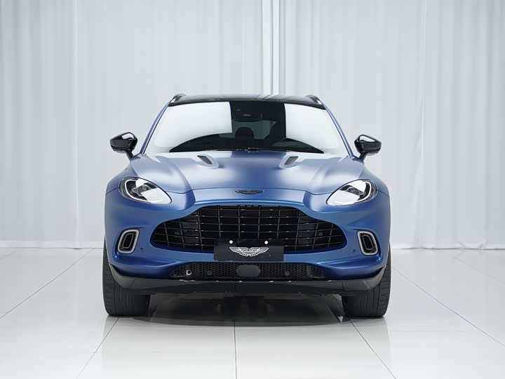 Aston Martin DBX, 2021 — фото 2 из 9