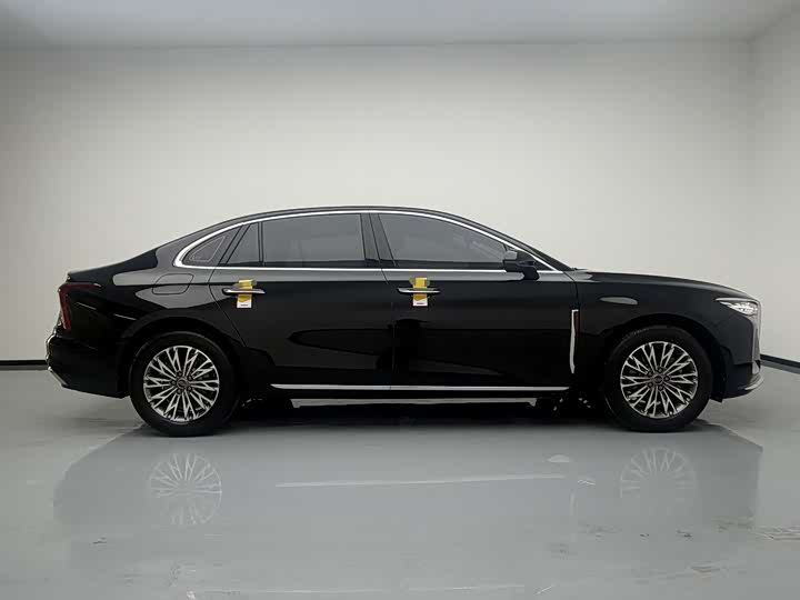Hongqi H5, 2025 — фото 8 из 9