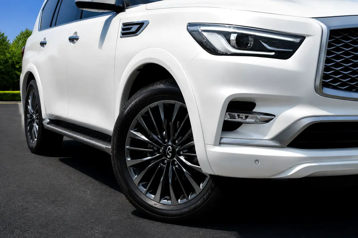 Infiniti QX80, 2024 — фото 4 из 10