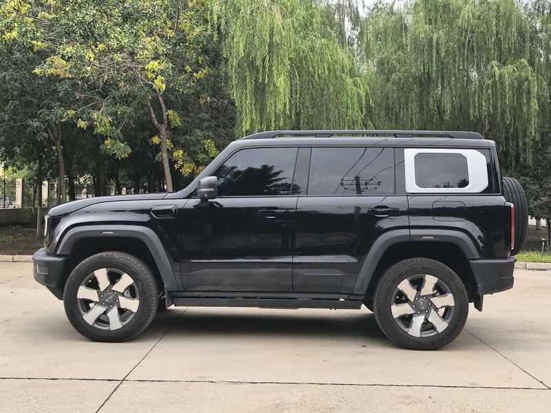 BAIC Beijing BJ40 Hybrid, 2025 — фото 3 из 11