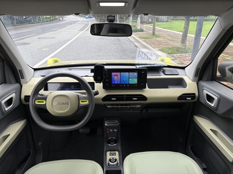 Geely Galaxy Panda Mini, 2023 — фото 7 из 10