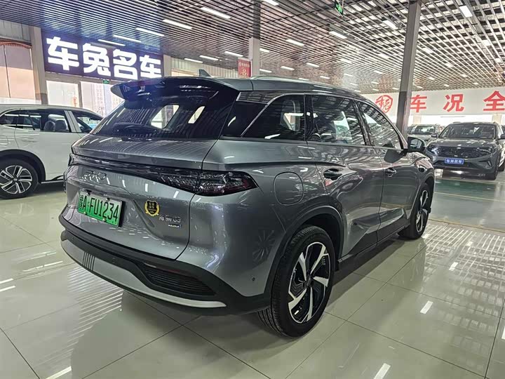 BYD Sea Lion 05 DM-i Hybrid, 2024 — фото 5 из 9