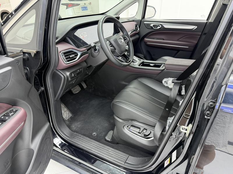 GAC Trumpchi M6, 2022 — фото 8 из 10