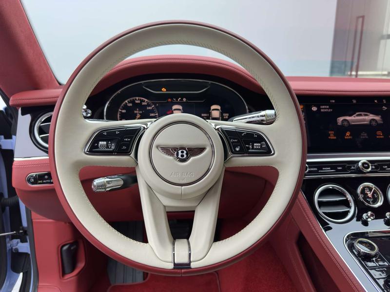 Bentley Continental GT, 2024 — фото 10 из 12